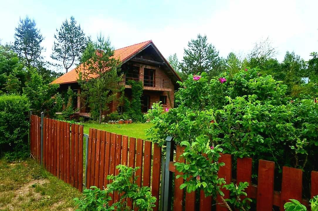 Dom Pod Glogami Villa ชทิตโน ภายนอก รูปภาพ